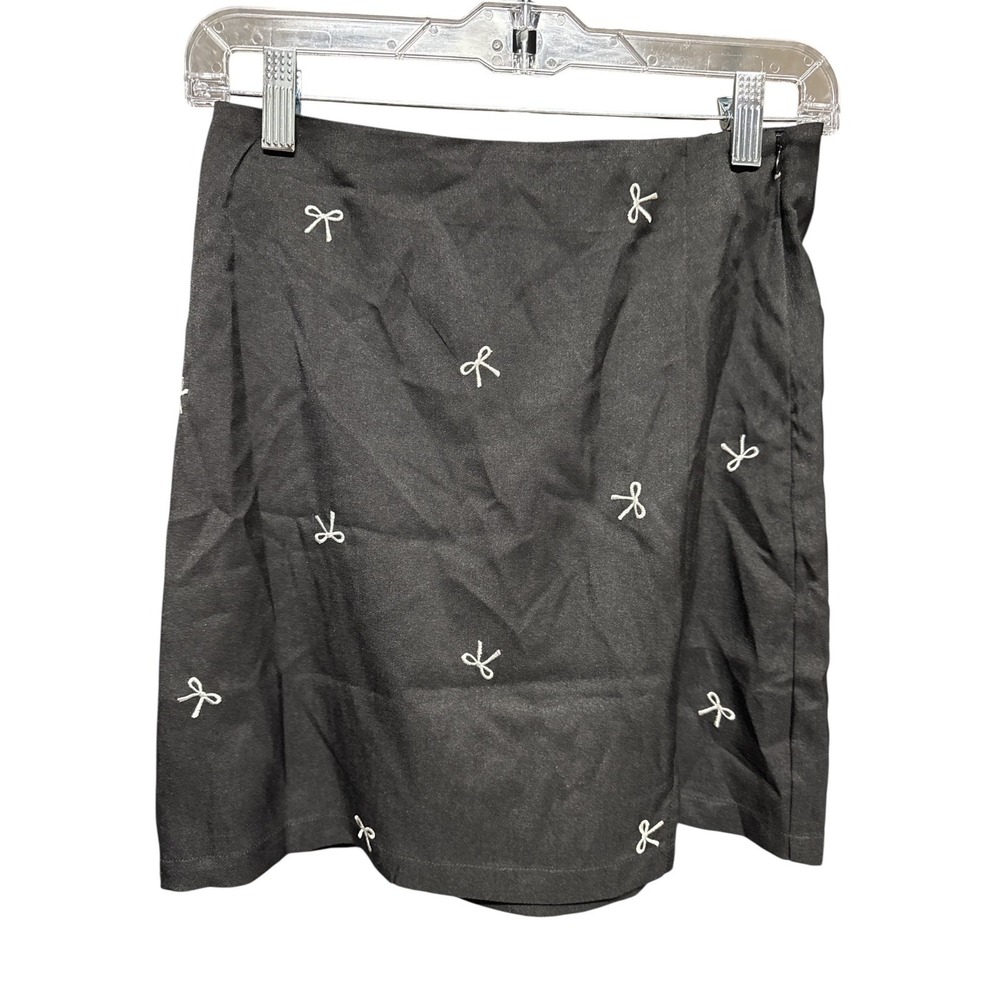 Commense A-Line Mini Skirt Bow Detail Mid Waist Light Polyester Small Zipper NWT